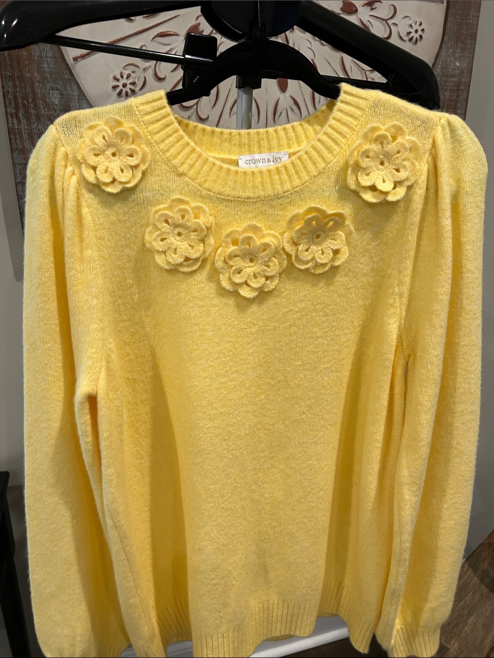 crown & ivy Yellow Crewneck Sweater with Floral Appliqués NWOT! Size Small